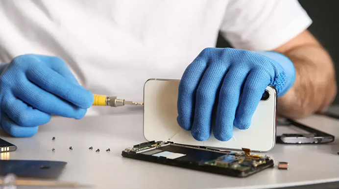 What is the difference between UL standard and non-UL standard electronic wires?